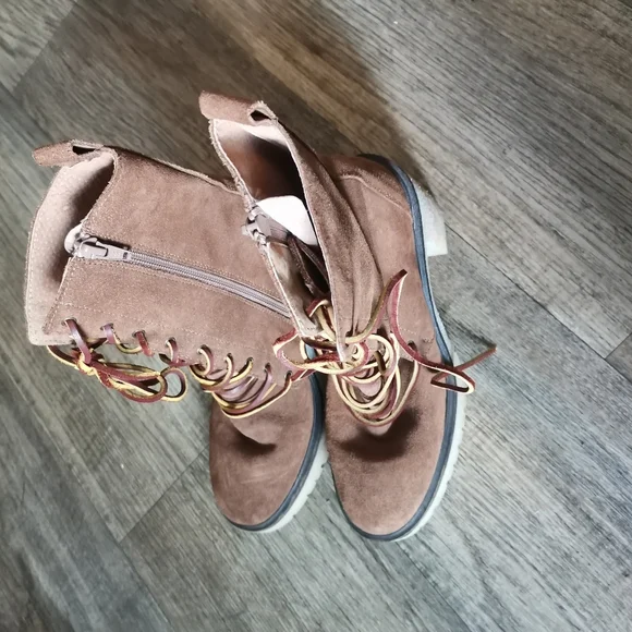 Free People Dylan Lace Up Suede Platfrom Heeled Boot Size 40 or 9 - Picture 6 of 7